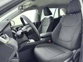 Toyota RAV4 (2023) thumbnail 10