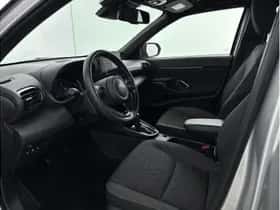 Toyota Yaris Cross (2025) thumbnail 16