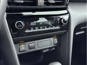 Toyota Yaris Cross (2025) thumbnail 6