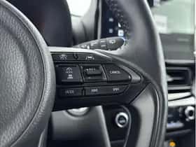 Toyota Yaris Cross (2025) thumbnail 9