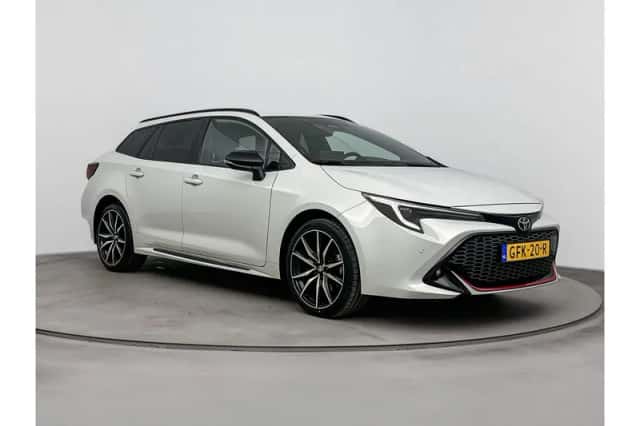 Toyota Corolla (2024) thumbnail 1