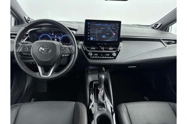 Toyota Corolla (2024) thumbnail 2