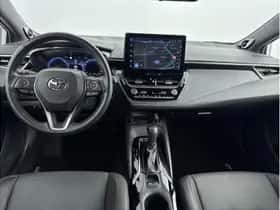 Toyota Corolla (2024) thumbnail 2