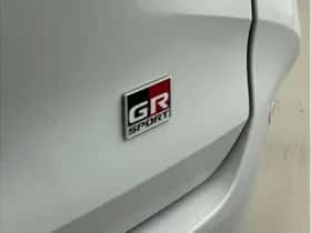 Toyota Corolla (2024) thumbnail 5