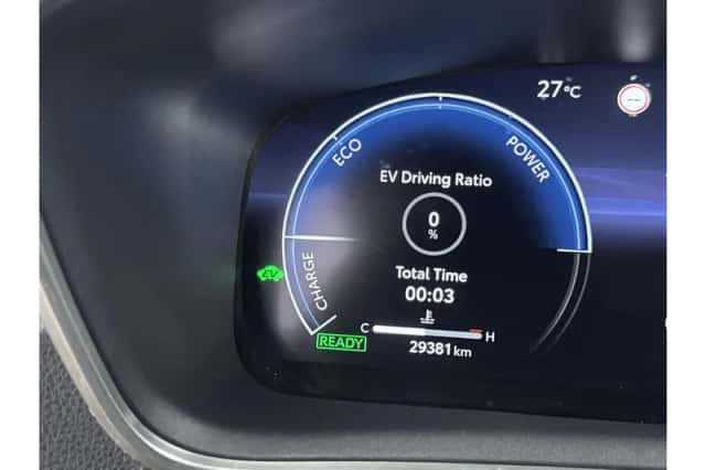 Toyota Corolla (2025) thumbnail 3