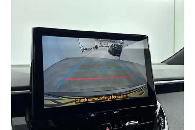 Toyota Corolla (2025) thumbnail 6