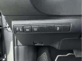 Toyota Corolla (2025) thumbnail 14