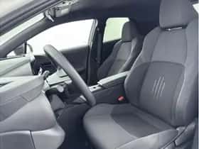 Toyota C-HR (2025) thumbnail 13