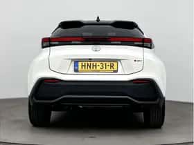 Toyota C-HR (2025) thumbnail 9
