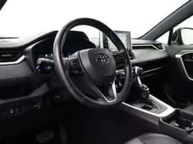 Toyota RAV4 (2020) thumbnail 2