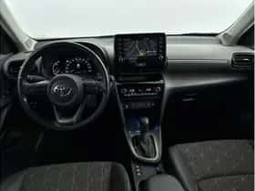 Toyota Yaris Cross (2022) thumbnail 2