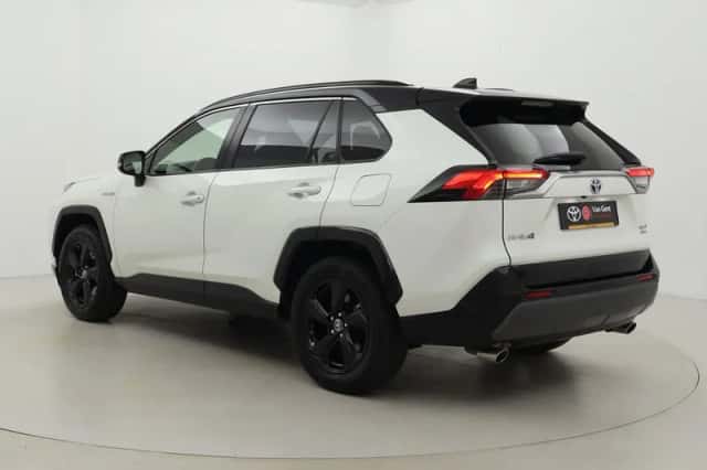 Toyota RAV4 (2020) thumbnail 4