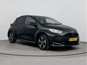 Toyota Yaris (2025) thumbnail 1