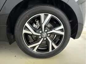 Toyota Yaris (2025) thumbnail 11