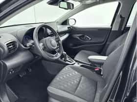 Toyota Yaris (2025) thumbnail 16