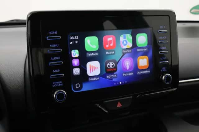 Toyota Yaris (2022) thumbnail 5