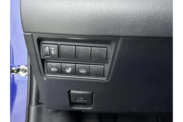 Toyota Yaris Cross (2025) thumbnail 6