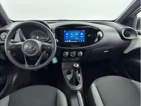 Toyota Aygo X (2024) thumbnail 2