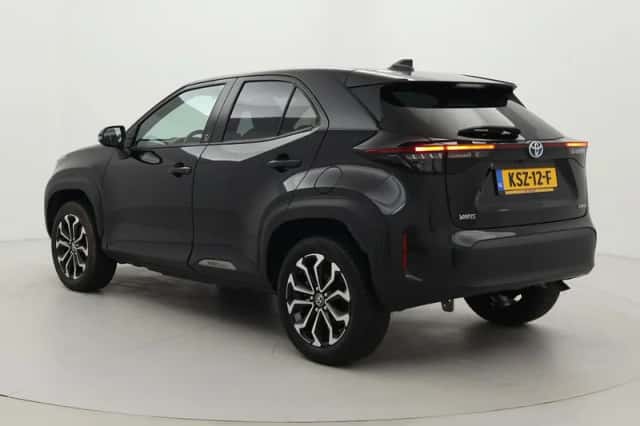 Toyota Yaris Cross (2022) thumbnail 4