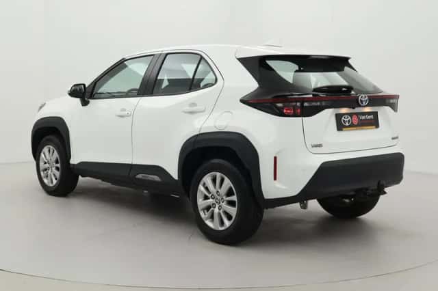 Toyota Yaris Cross (2024) thumbnail 4