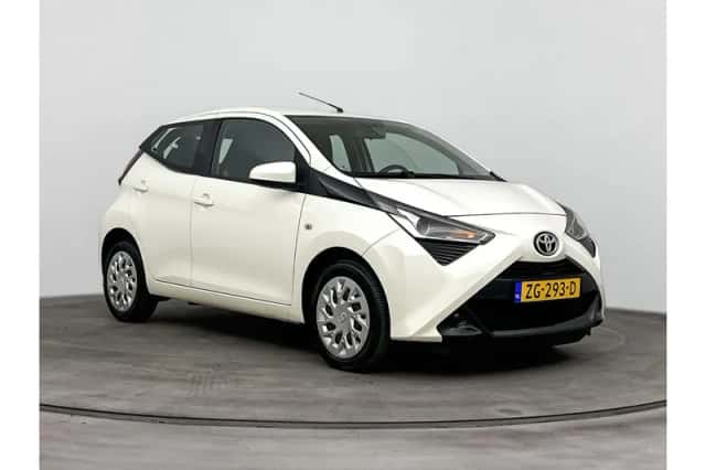Toyota Aygo (2019) thumbnail 1