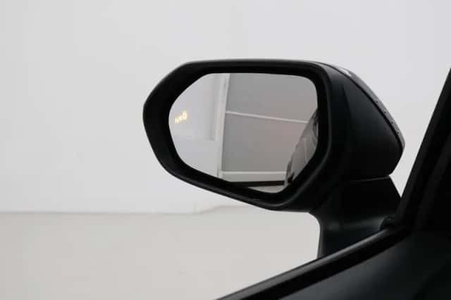 Toyota Yaris Cross (2025) thumbnail 5