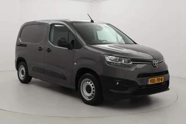 Toyota Proace (2023) thumbnail 1