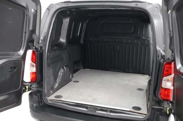 Toyota Proace (2023) thumbnail 5
