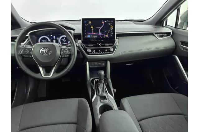 Toyota Corolla Cross (2025) thumbnail 2