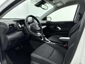 Toyota Yaris (2024) thumbnail 13