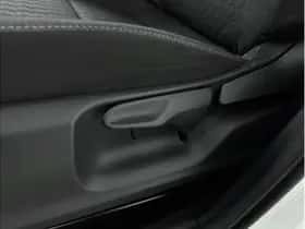 Toyota Yaris (2024) thumbnail 15