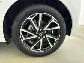 Toyota Yaris (2024) thumbnail 8