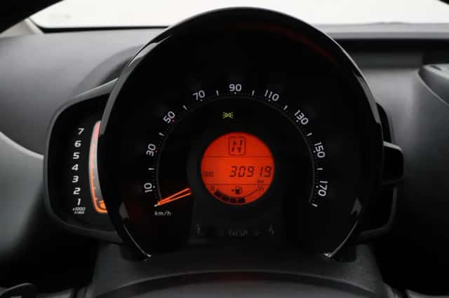 Toyota Aygo (2020) thumbnail 3