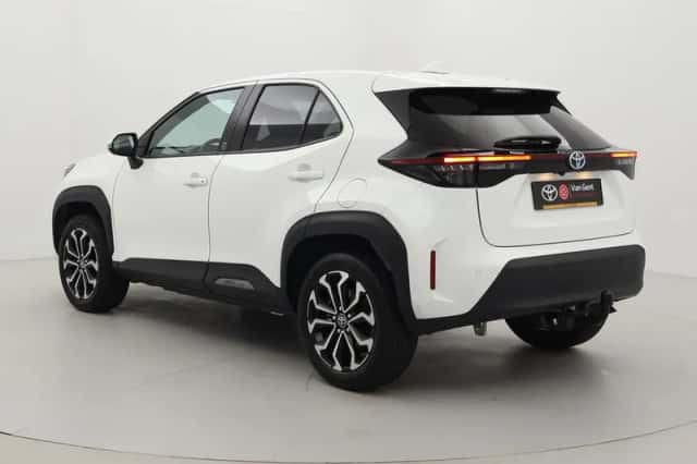 Toyota Yaris Cross (2022) thumbnail 4