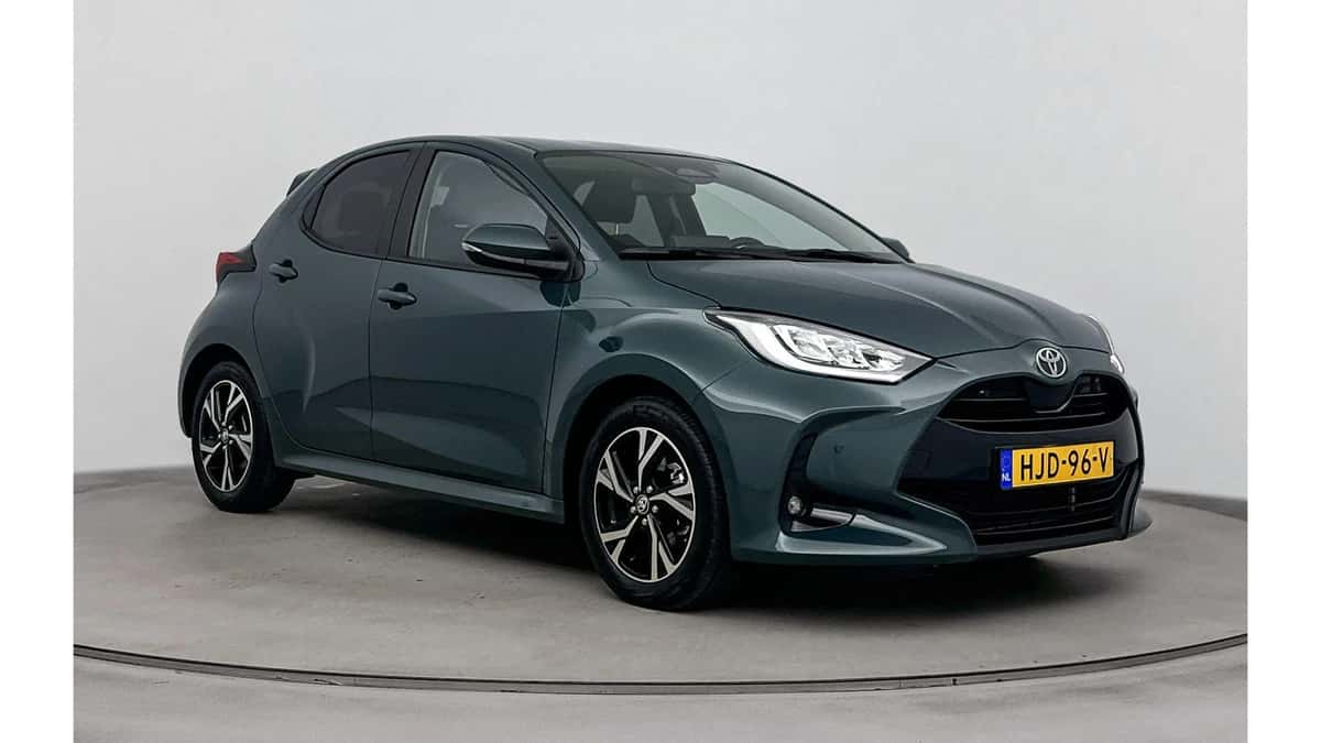 Toyota Yaris (2025) — foto 1