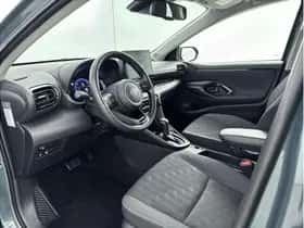 Toyota Yaris (2025) thumbnail 12