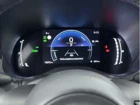 Toyota Yaris (2025) thumbnail 3