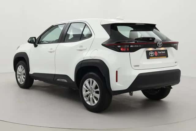 Toyota Yaris Cross (2025) thumbnail 4