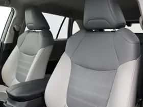 Toyota RAV4 (2022) thumbnail 16