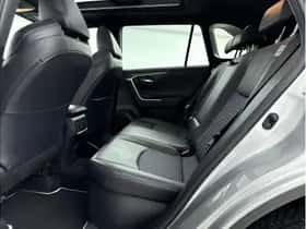 Toyota RAV4 (2021) thumbnail 22