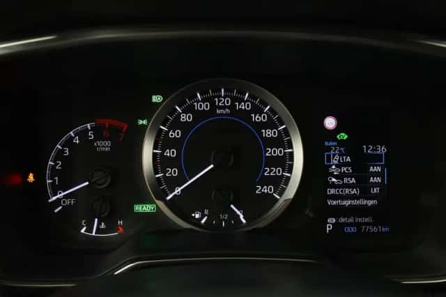 Toyota Corolla (2020) thumbnail 3