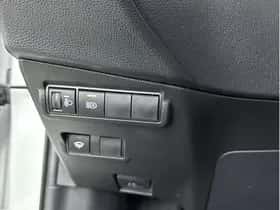 Toyota Corolla (2023) thumbnail 17