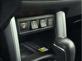 Toyota Corolla (2023) thumbnail 5
