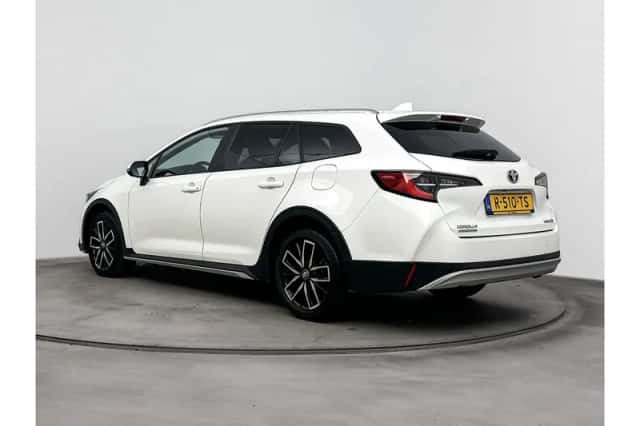 Toyota Corolla (2022) thumbnail 4
