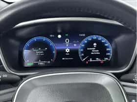 Toyota Corolla (2025) thumbnail 3
