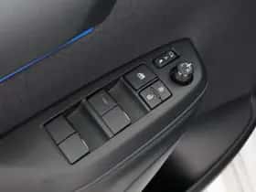 Toyota Yaris (2024) thumbnail 24