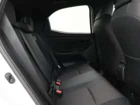 Toyota Yaris (2024) thumbnail 39
