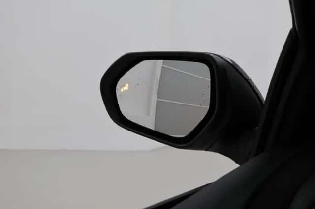 Toyota Yaris (2024) thumbnail 5