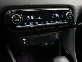 Toyota Yaris (2024) thumbnail 8