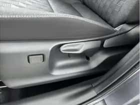 Toyota Yaris (2025) thumbnail 16